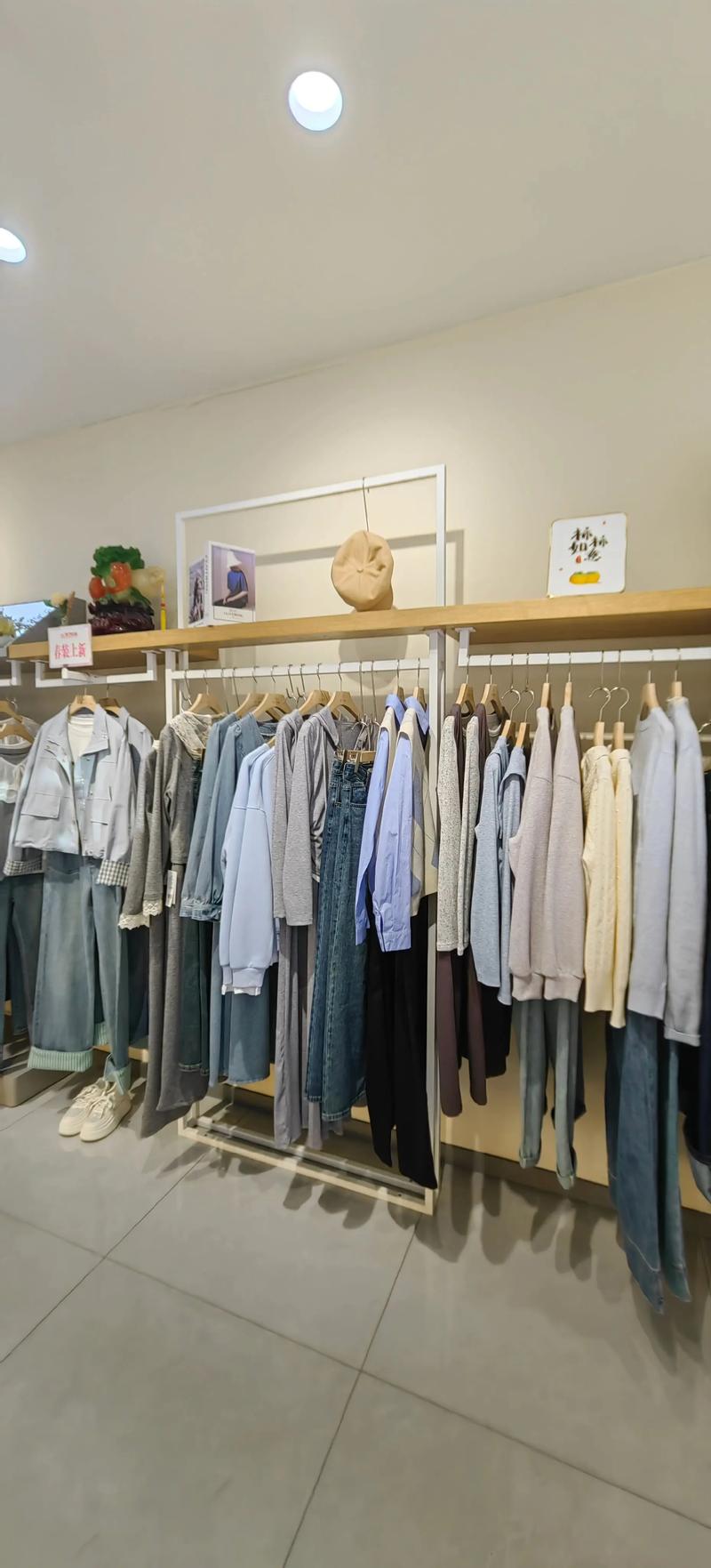 服装展示